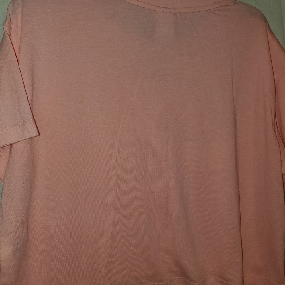 Nike Crop - Picture 2 of 3